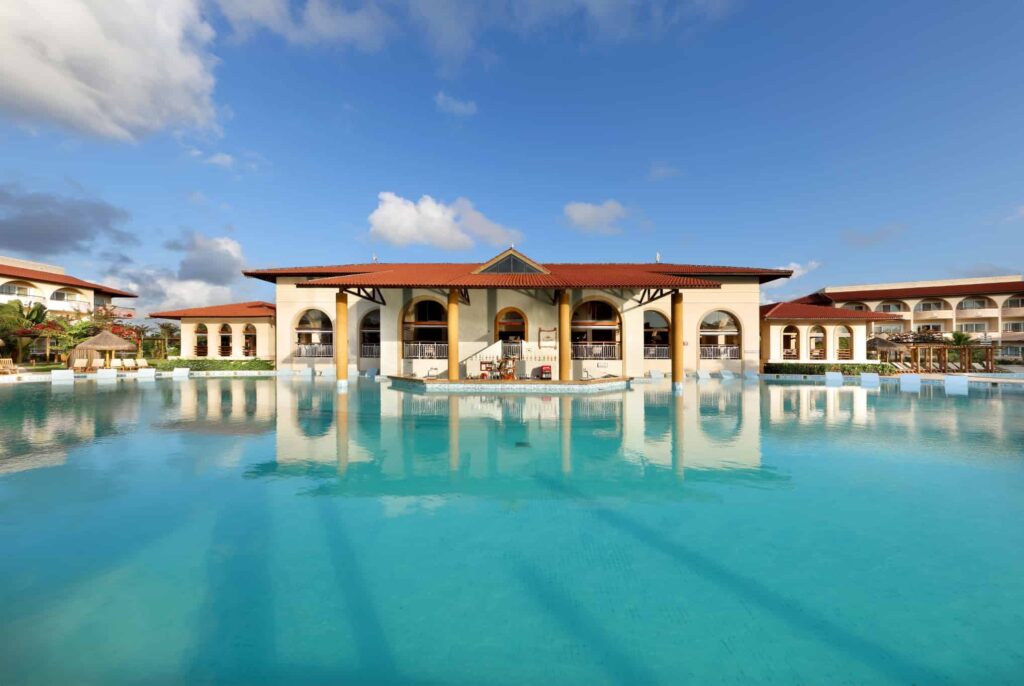 grand palladium imbassai resort spa piscina principal8